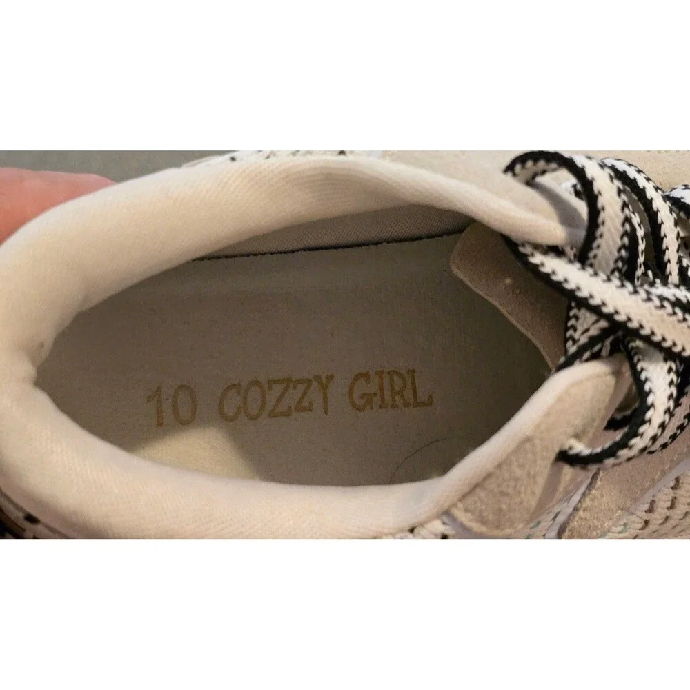 Cozy Girl Coaches Beige Woven Chunky Sneakers Designer Style Streetwear Size 10